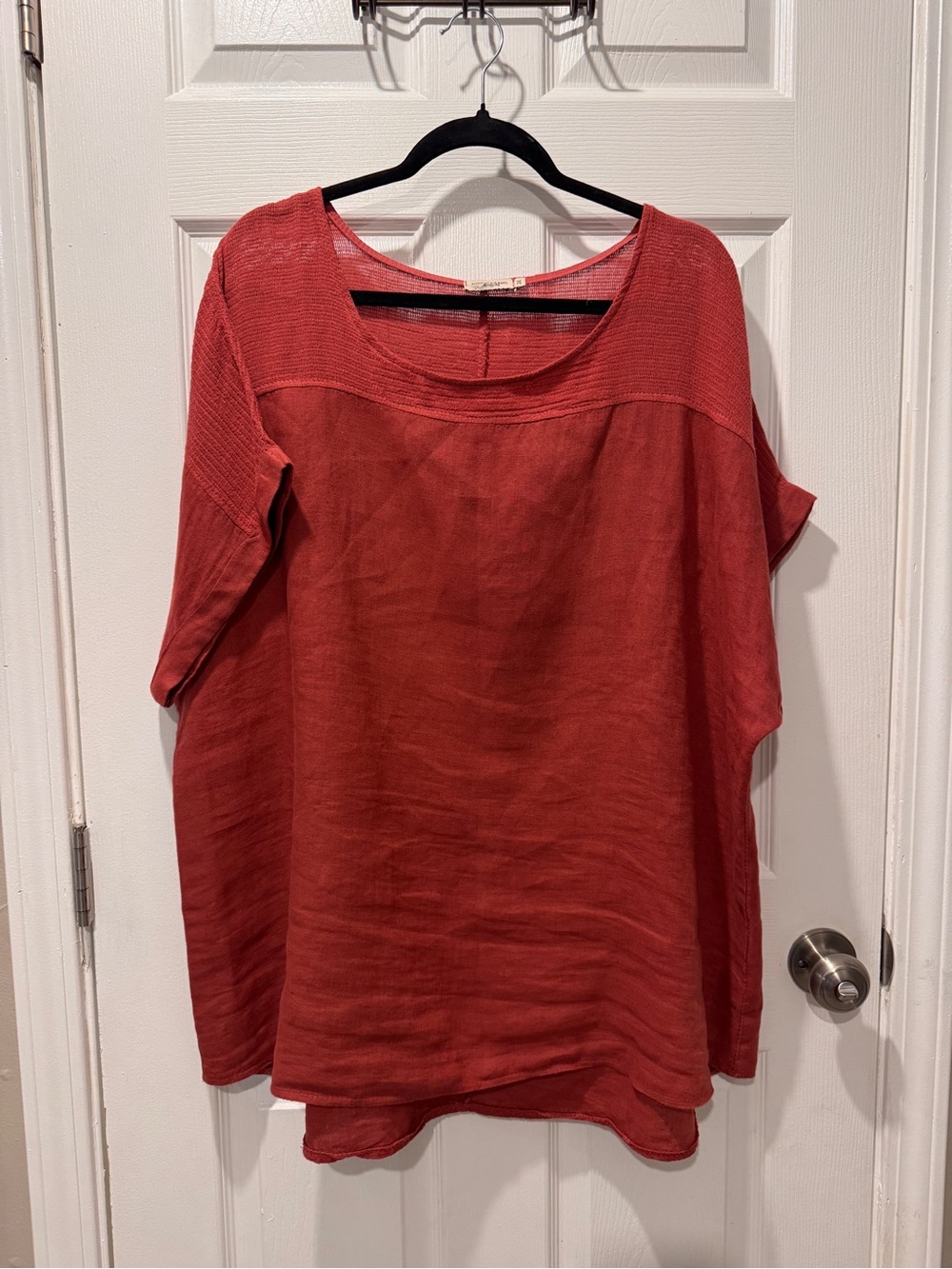 Relaxed Scoop-Neck Red Tunic by